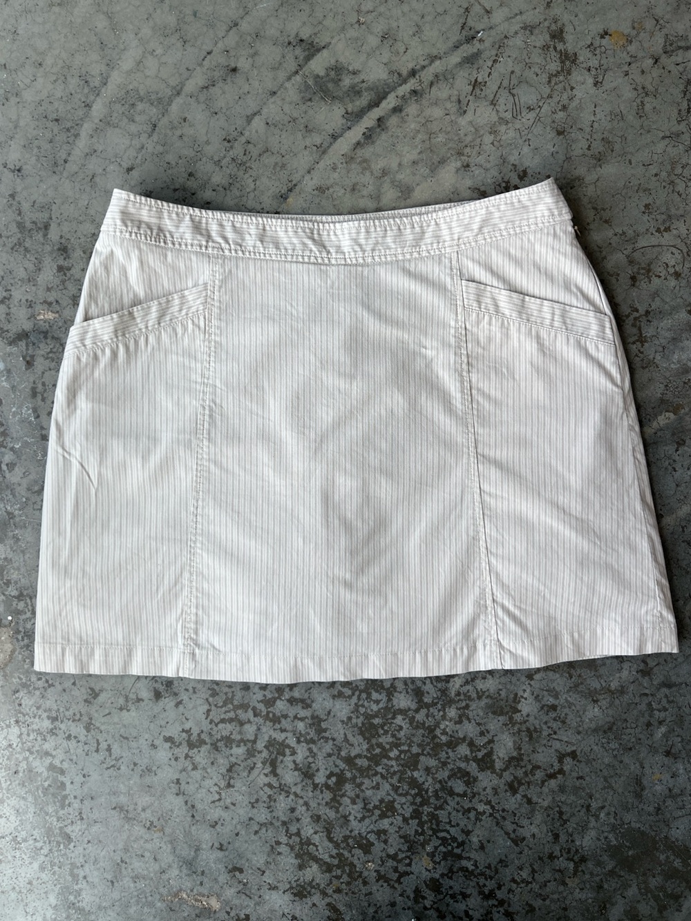 Dockers Striped Skort Beige Khaki Skirt Active 90s Casual Pockets Women's 12